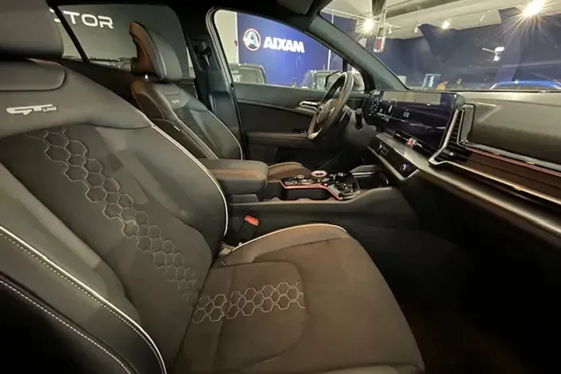 Kia Sportage din 2024 cu 8.996 km - oferta KIA140115 - foto 10