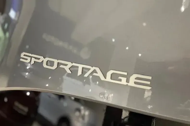 Kia Sportage din 2024 cu 8.996 km - oferta KIA140115 - foto 38