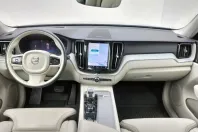 Volvo XC60 din 2023 cu 69.606 km - oferta VOL140131 - foto 4