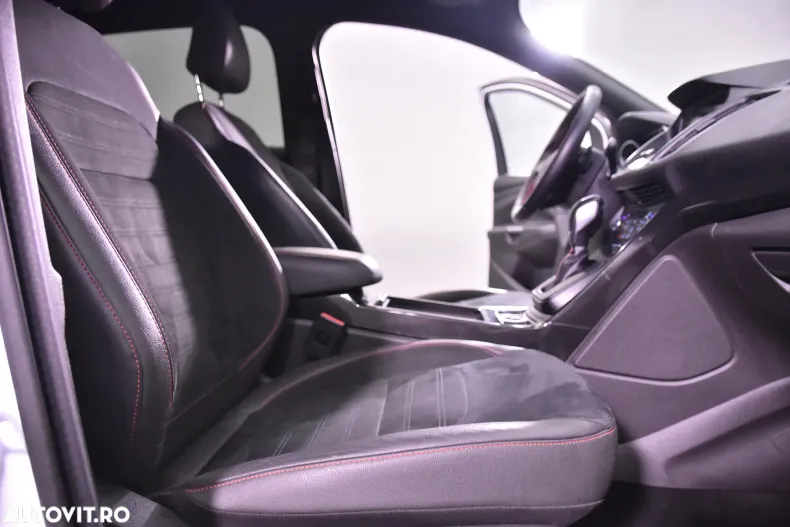 Ford Kuga din 2019 cu 172.187 km - oferta FOR140141 - foto 11