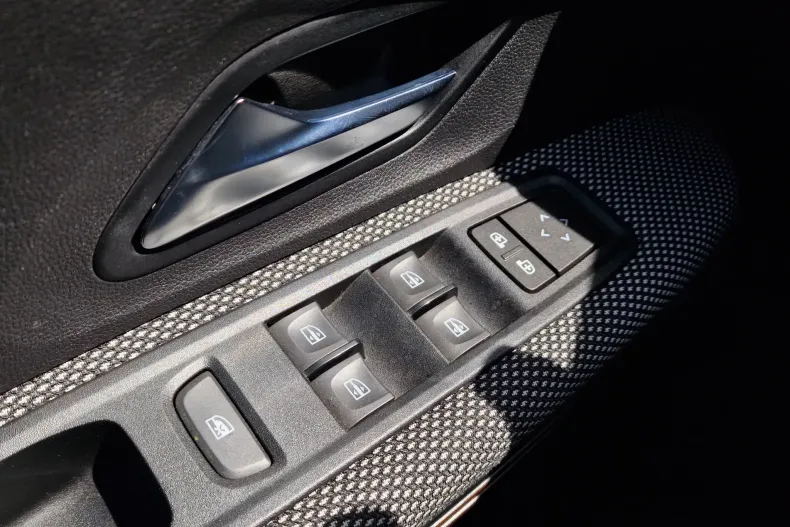 Dacia Sandero Stepway din 2021 cu 36.000 km - oferta DAC140186 - foto 18