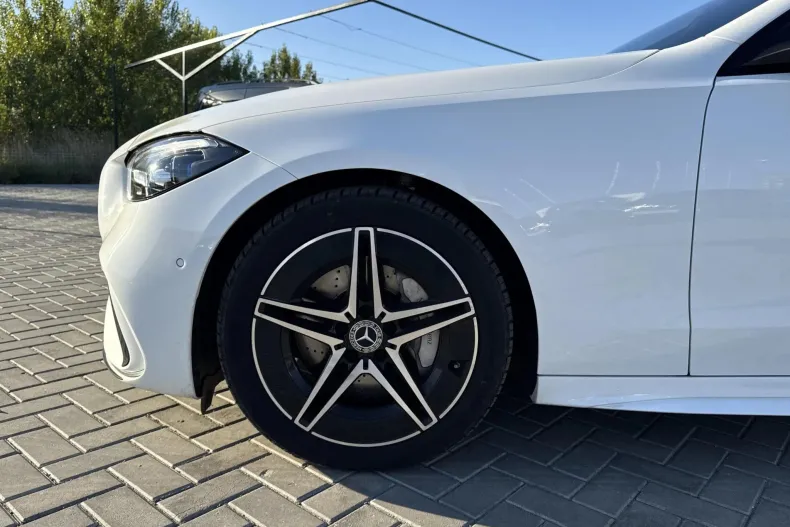 Mercedes-Benz C din 2024 cu 5.600 km - oferta MER140189 - foto 16