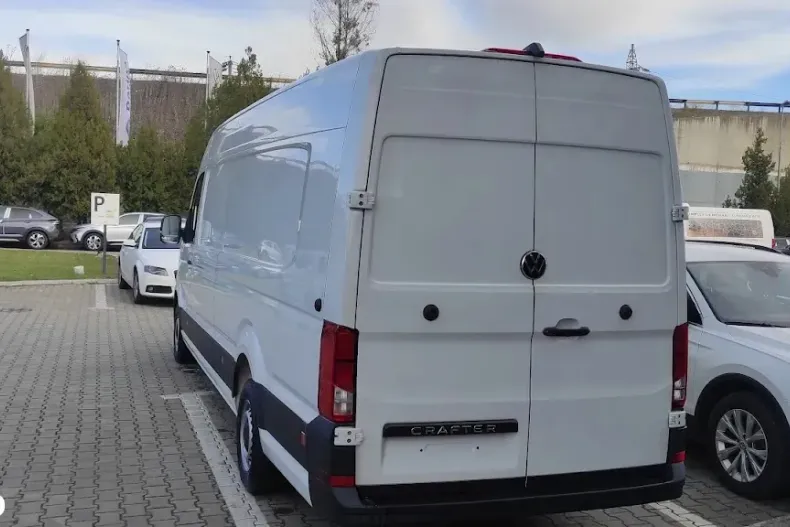 Volkswagen Crafter din 2025 cu 5 km - oferta VOL140199 - foto 5