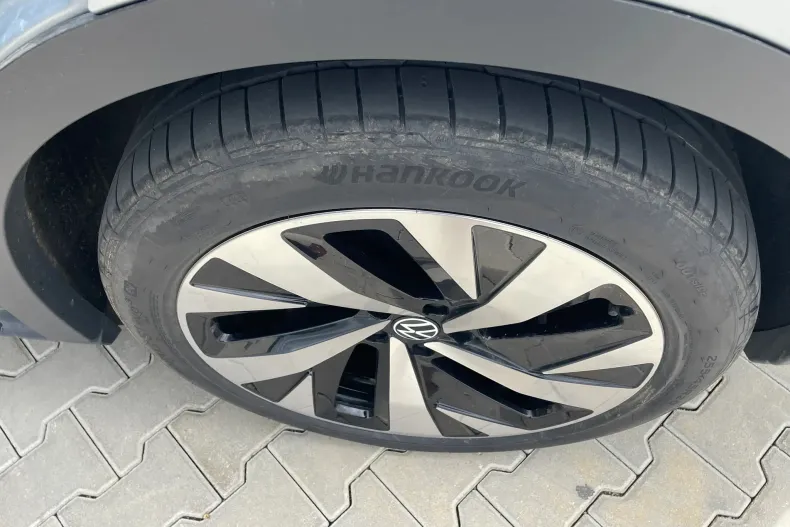 Volkswagen ID.4 din 2022 cu 26.300 km - oferta VOL140203 - foto 14