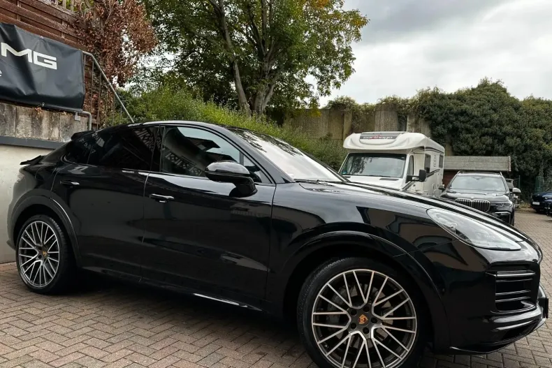 Porsche Cayenne Coupe din 2021 cu 74.000 km - oferta POR140217 - foto 3