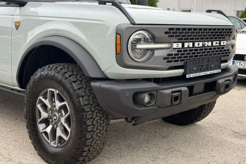 Ford Bronco din 2025 cu 1 km - oferta FOR140234 - foto 6