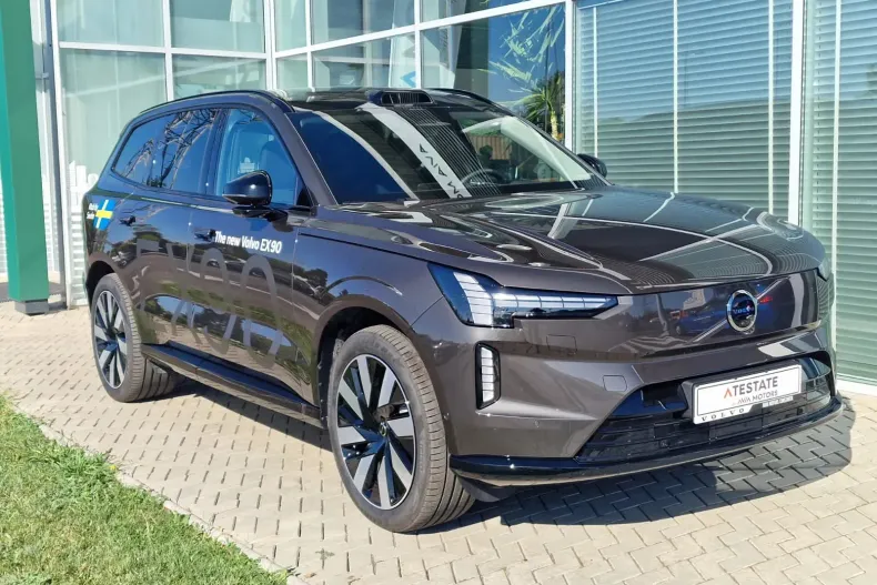 Volvo EX90 din 2025 cu 2.481 km - oferta VOL140241 - foto 3