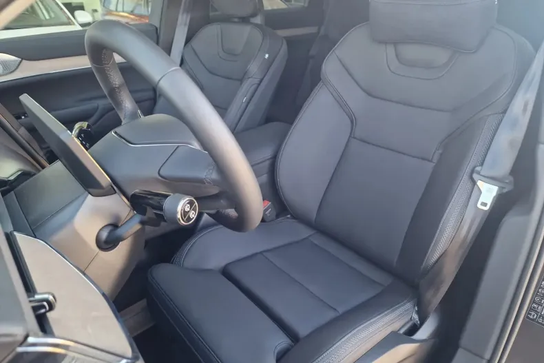 Volvo EX90 din 2025 cu 2.481 km - oferta VOL140241 - foto 10