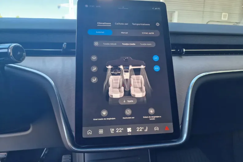 Volvo EX90 din 2025 cu 2.481 km - oferta VOL140241 - foto 18