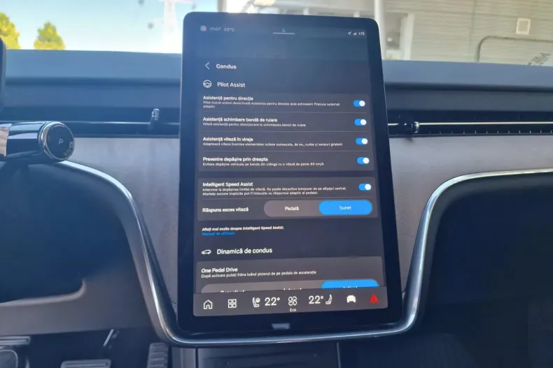 Volvo EX90 din 2025 cu 2.481 km - oferta VOL140241 - foto 21