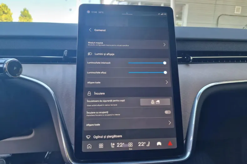 Volvo EX90 din 2025 cu 2.481 km - oferta VOL140241 - foto 23