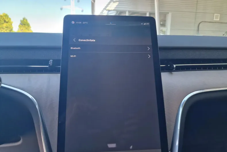 Volvo EX90 din 2025 cu 2.481 km - oferta VOL140241 - foto 25