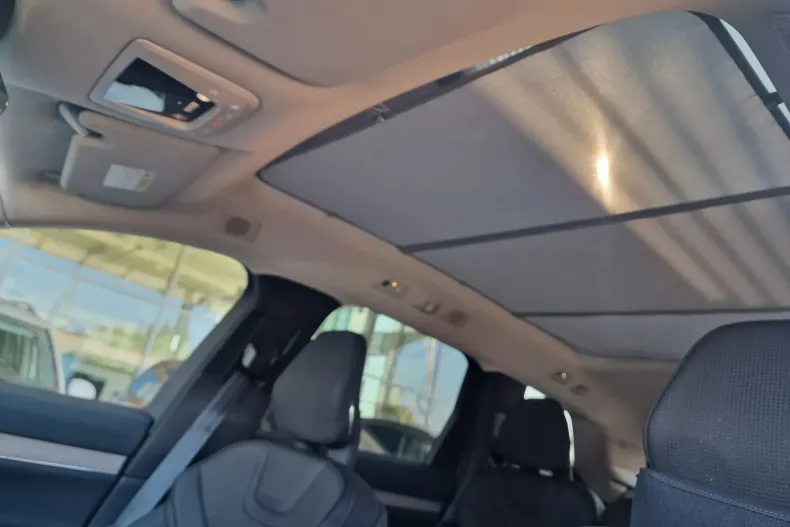 Volvo EX90 din 2025 cu 2.481 km - oferta VOL140241 - foto 34