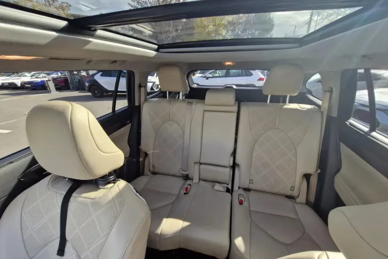 Toyota Highlander din 2023 cu 28.900 km - oferta TOY140259 - foto 12