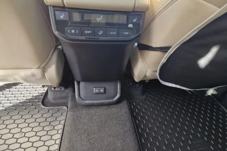 Toyota Highlander din 2023 cu 28.900 km - oferta TOY140259 - foto 22