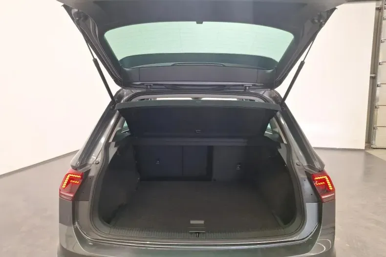 Volkswagen Tiguan din 2020 cu 50.223 km - oferta VOL140267 - foto 8