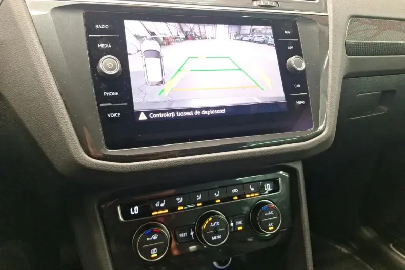 Volkswagen Tiguan din 2020 cu 50.223 km - oferta VOL140267 - foto 9