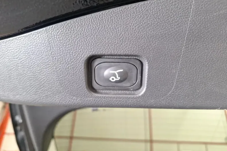 Ford Mondeo din 2020 cu 87.554 km - oferta FOR140269 - foto 6