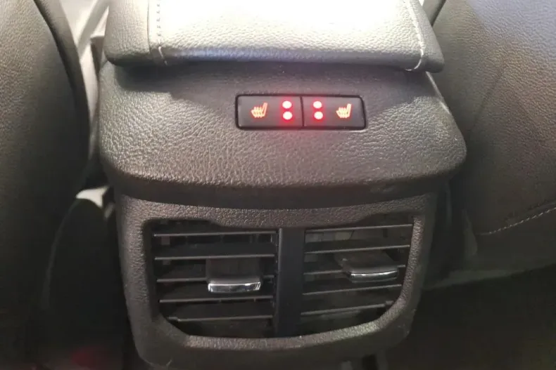 Ford Mondeo din 2020 cu 87.554 km - oferta FOR140269 - foto 9