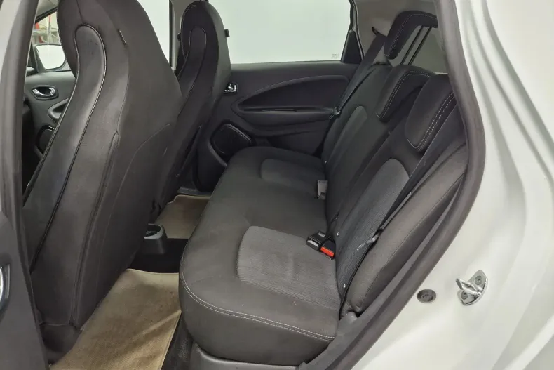 Renault ZOE din 2019 cu 62.673 km - oferta REN140272 - foto 6