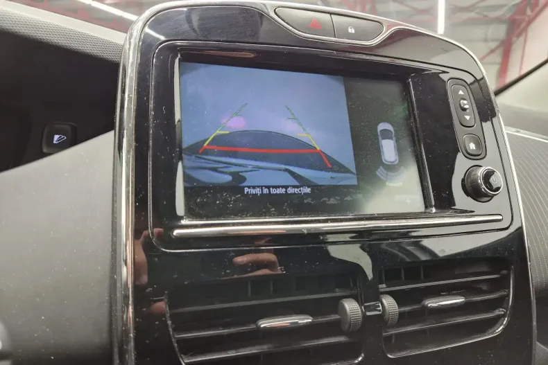 Renault ZOE din 2019 cu 62.673 km - oferta REN140272 - foto 9