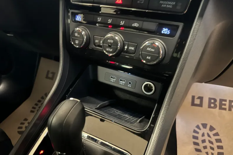 Seat Ateca din 2019 cu 169.050 km - oferta SEA140283 - foto 23