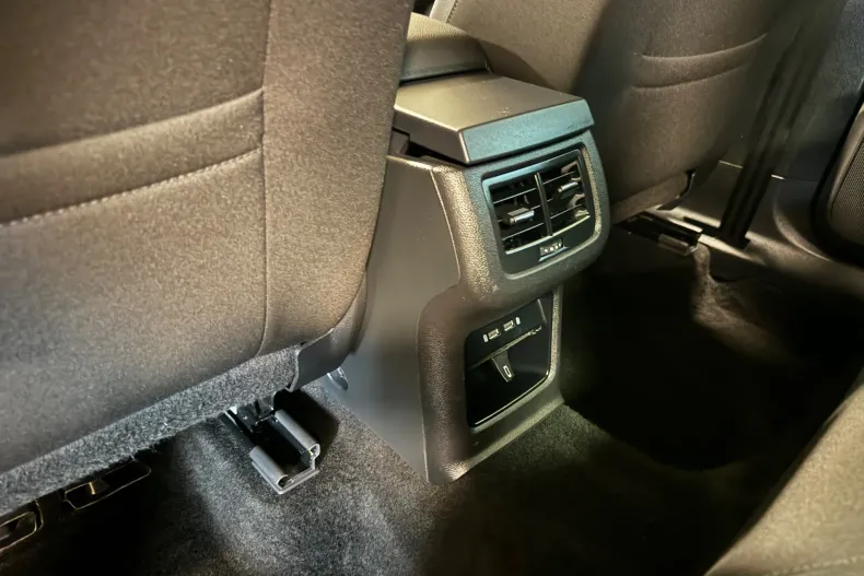 Seat Ateca din 2019 cu 169.050 km - oferta SEA140283 - foto 25