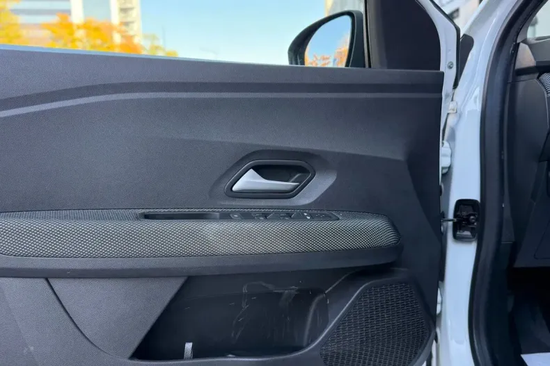 Dacia Logan din 2023 cu 103.415 km - oferta DAC140289 - foto 13