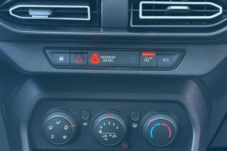 Dacia Logan din 2023 cu 103.415 km - oferta DAC140289 - foto 21