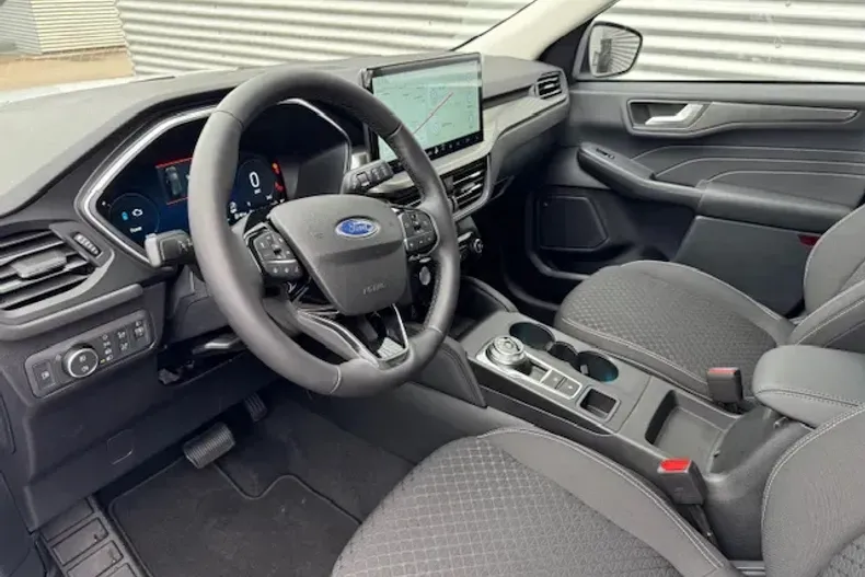 Ford Kuga din 2025 cu 6 km - oferta FOR140297 - foto 12