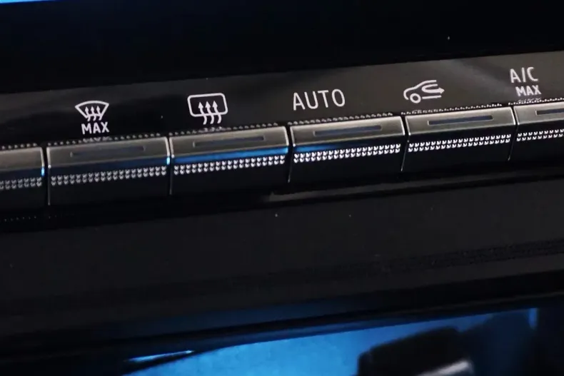 Renault Rafale din 2024 cu 4.720 km - oferta REN140309 - foto 11