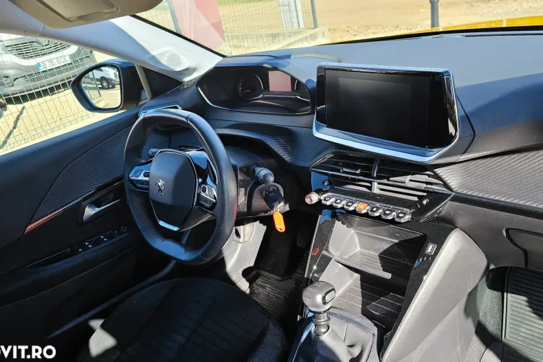 Peugeot 208 din 2023 cu 77.000 km - oferta PEU140319 - foto 9