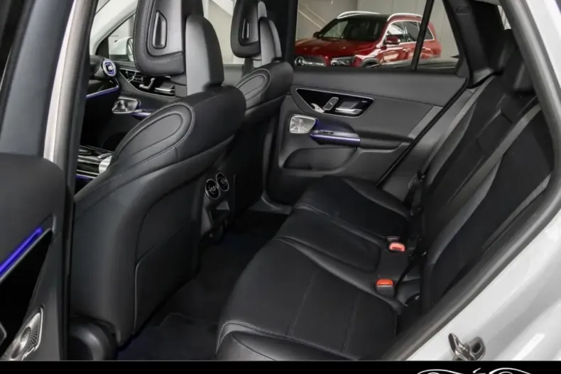 Mercedes-Benz GLC 450 din 2024 cu 14.901 km - oferta MER140345 - foto 11