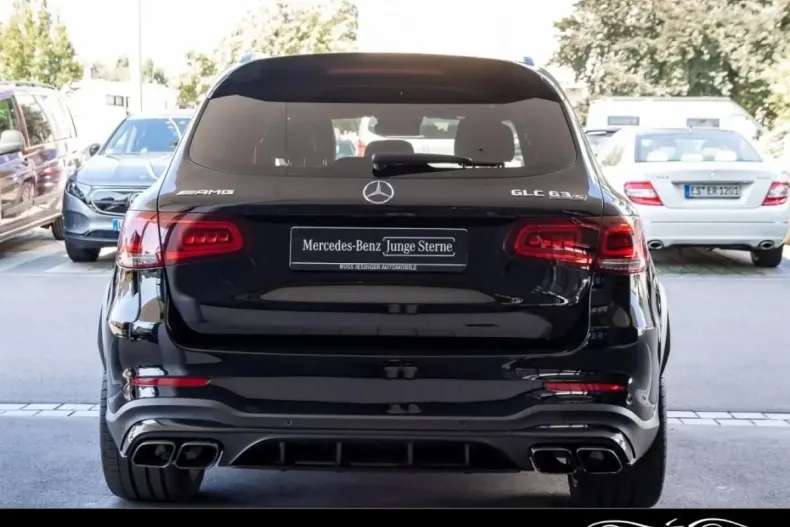 Mercedes-Benz GLC 63 AMG din 2022 cu 42.850 km - oferta MER140347 - foto 5
