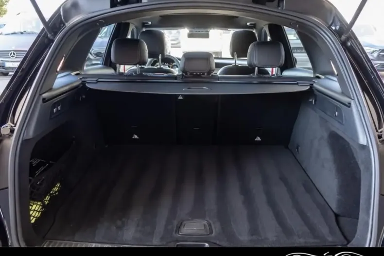 Mercedes-Benz GLC 63 AMG din 2022 cu 42.850 km - oferta MER140347 - foto 6