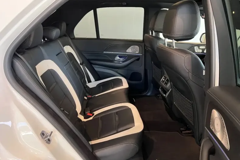 Mercedes-Benz GLE 63 AMG din 2023 cu 34.900 km - oferta MER140359 - foto 16