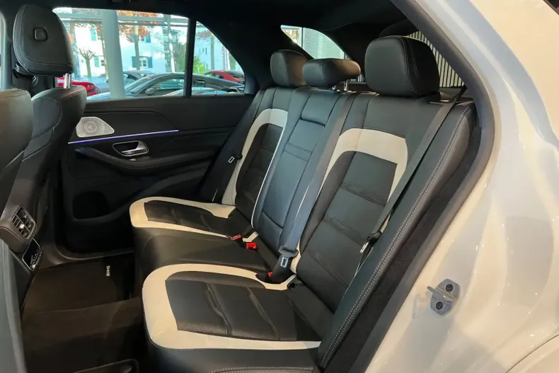 Mercedes-Benz GLE 63 AMG din 2023 cu 34.900 km - oferta MER140359 - foto 20