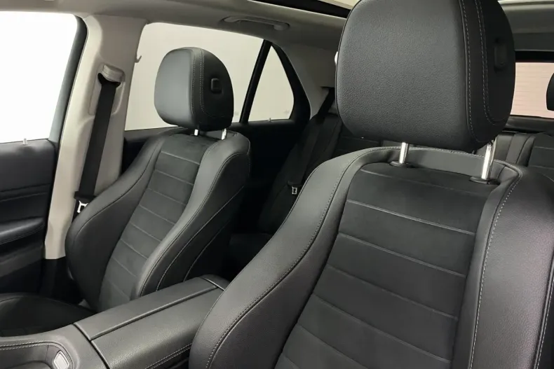 Mercedes-Benz GLE 400 din 2022 cu 64.700 km - oferta MER140361 - foto 8