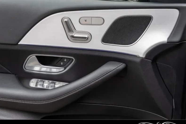 Mercedes-Benz GLE 300 din 2024 cu 20.900 km - oferta MER140362 - foto 15