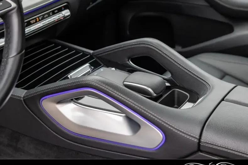 Mercedes-Benz GLE 300 din 2024 cu 20.900 km - oferta MER140362 - foto 17