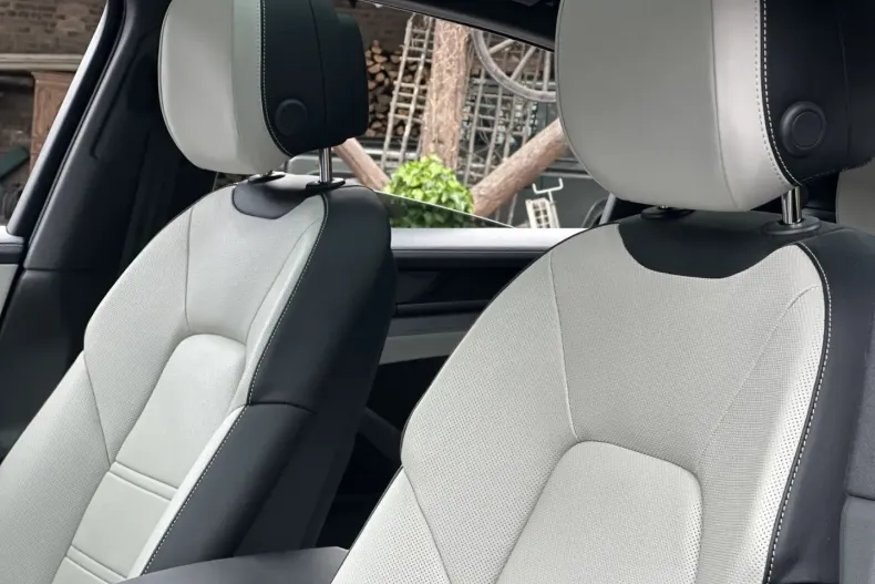 Porsche Cayenne din 2023 cu 23.100 km - oferta POR140365 - foto 11