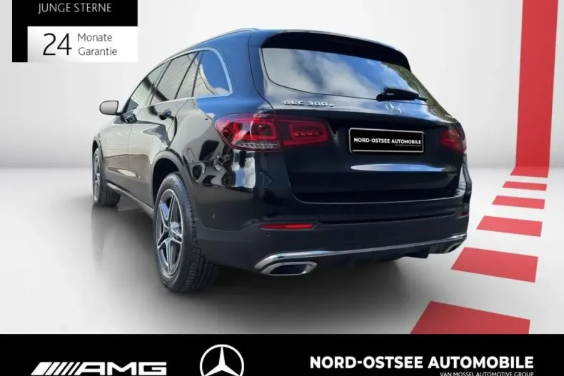 Mercedes-Benz GLC 300 din 2021 cu 60.533 km - oferta MER140367 - foto 3