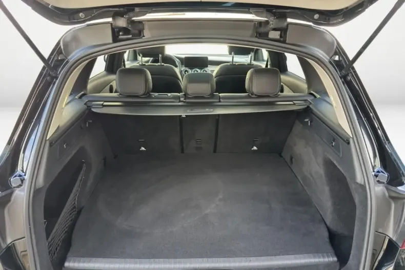 Mercedes-Benz GLC 300 din 2021 cu 60.533 km - oferta MER140367 - foto 10