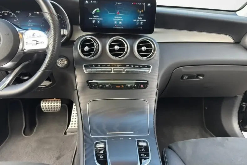 Mercedes-Benz GLC 300 din 2021 cu 60.533 km - oferta MER140367 - foto 17