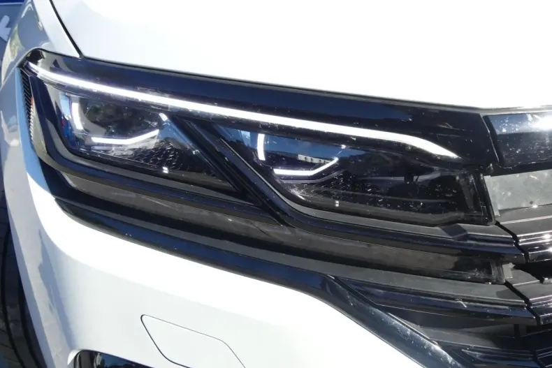 Volkswagen Touareg din 2023 cu 49.899 km - oferta VOL140375 - foto 27