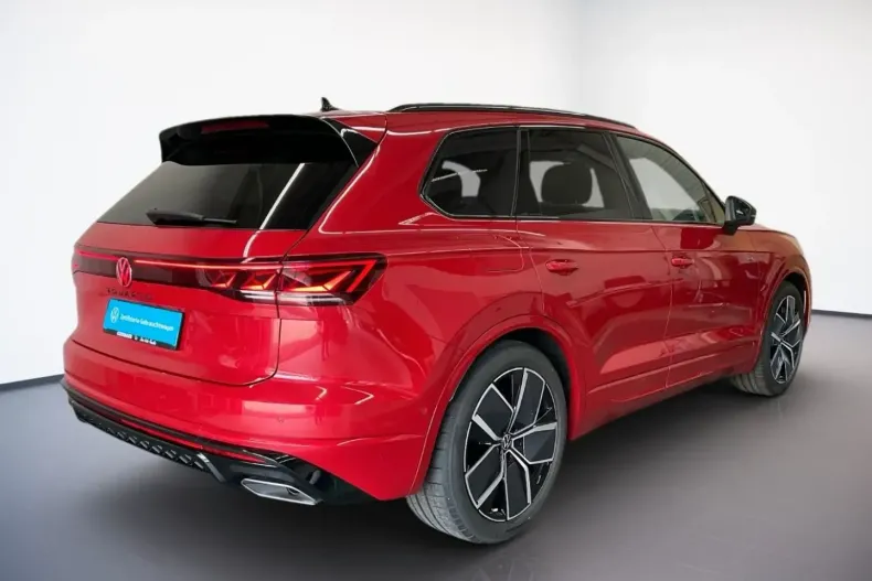 Volkswagen Touareg din 2023 cu 15.250 km - oferta VOL140376 - foto 3