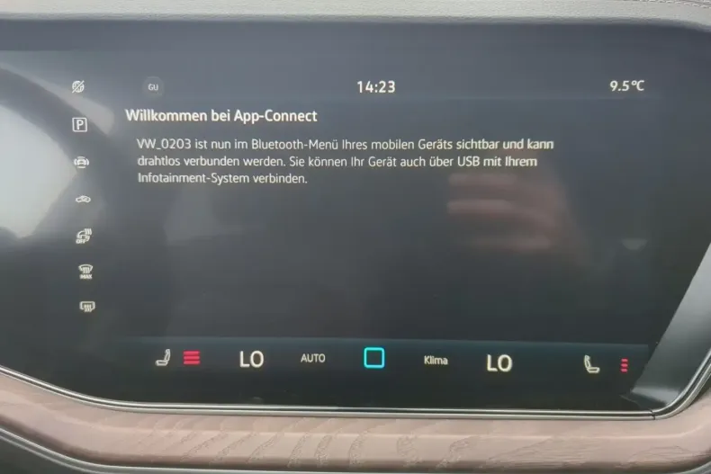 Volkswagen Touareg din 2024 cu 47.700 km - oferta VOL140379 - foto 11