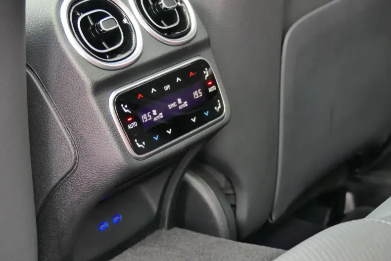 Mercedes-Benz C 43 AMG din 2024 cu 35.068 km - oferta MER140380 - foto 23