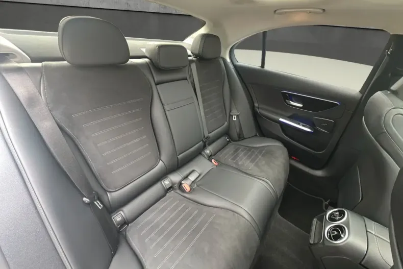 Mercedes-Benz C 300 din 2022 cu 52.913 km - oferta MER140384 - foto 14