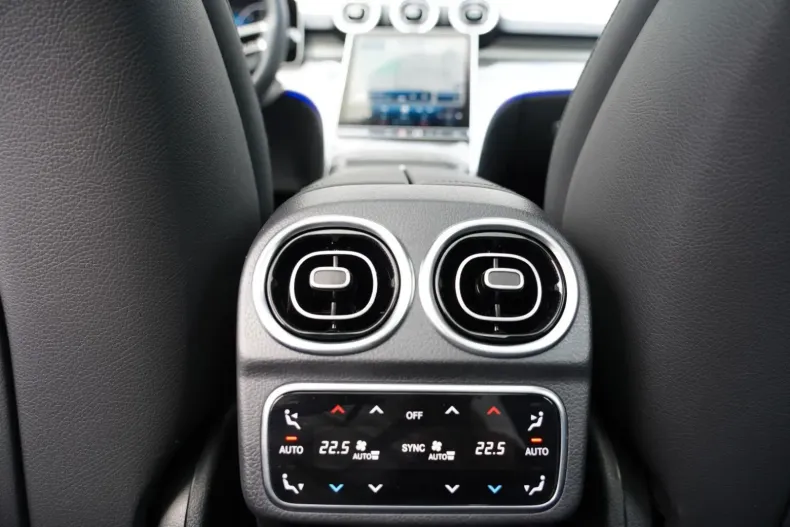 Mercedes-Benz C 220 din 2024 cu 15.000 km - oferta MER140385 - foto 13